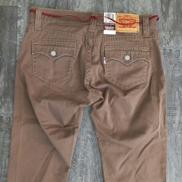 SALE!! Levis misses size 12 low rise cropped pants NWT - Picture 4 of 9